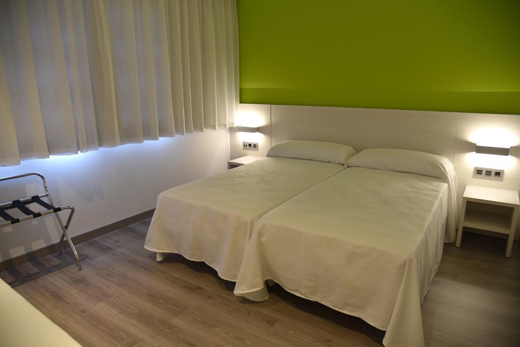 Hotel Julimar يوريت دي مار المظهر الخارجي الصورة
